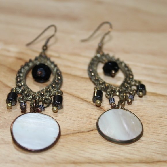 Estate Vintage Filigree Mother of Pearl Earrings - Picture 3 of 6